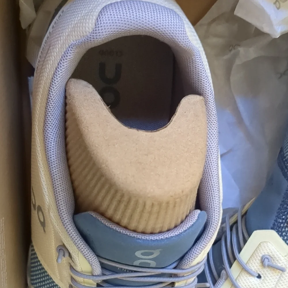 On Running Light Yellow and Blue Athletic Shoes - Picture 4 of 6